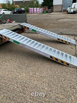 8' Loading Ramps 4000kg Heavy Duty 2.5m Long Pair, UK Stock Includes Delivery