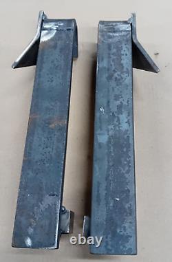 A Set/Pair of Avant Heavy Duty Loader Brackets. Weld on Pattern Bracket