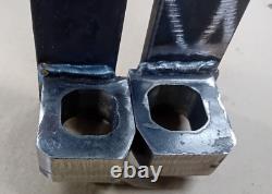 A Set/Pair of Avant Heavy Duty Loader Brackets. Weld on Pattern Bracket