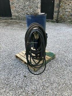 #B1181 Electrogenerators heavy duty commercial sandblaster & hoses. Very strong