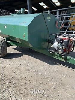 Fraser towable water bowser 2500 Litres