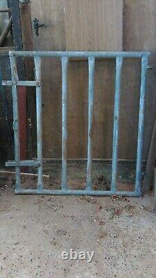 Heavy Duty Galvanised Small Cattle Gate 4 Ft 2 X 4 Ft 6