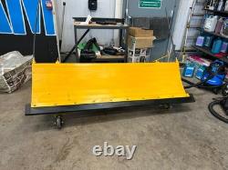 Heavy-Duty Snow Plough for Range Rover Discovery Excellent Condition