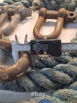 Heavy duty tow rope 4,6 m long 40 mm dia 3 strand with 3 d shackles see listing