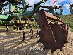 JOHN DEERE 410 Mulch Heavy Duty Stubble Cultivator, 5.7 metre Trailed