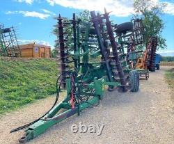 JOHN DEERE 410 Mulch Heavy Duty Stubble Cultivator, 5.7 metre Trailed