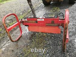 Silage bale handler squeeze Bale grab. Square bale handler