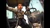 5 Ans Chinese Boy Fonctionnement D'un Tracteur Comme Un Pro