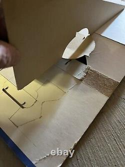 Affiche de présentoir de comptoir de lampes de tracteur robustes montées sur amortisseur vintage