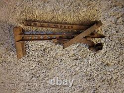 Ancien cric de train en fonte à cliquet pour tracteur 10 tonnes 1911 de service intensif.