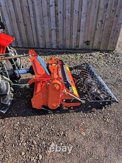 Burin de Pierre Haute Résistance 1,05 m de Largeur pour Tracteur Compact