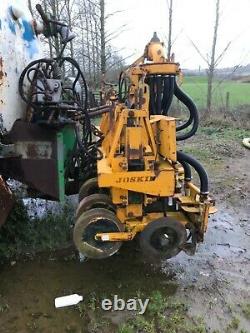 Camion-citerne De Boue Avec L’injecteur De Joskin