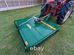 Débroussailleuse-tailleuse MAJOR 601SL de 1,8 mètre (6 pieds) en service intensif