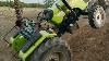 Le Tracteur Preet De Remorque De Charge Lourde Et A Aidé Le Tracteur De Swaraj 744 Fe À Venir Au Village
