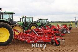 PROFORGE MaxTilla 5 mètre Cultivateur Heavy Duty, Rouleau à anneaux en V en stock PROFORGE MaxTilla 5 mètre Cultivateur Heavy Duty, Rouleau à anneaux en V en stock