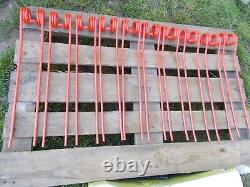 Quantité 10 Dents de Andaineur / Faneur Claas d'Origine 0009557100 pour modèle 1550, 3000 etc.