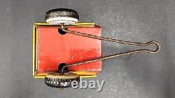 Vintage Marx Toys Tracteur Caterpillar Diesel en tôle lithographiée et remorque Heavy Duty J2